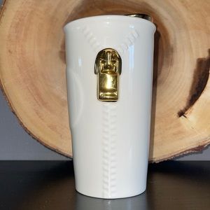 Starbucks travel mug ! 🌟🤐